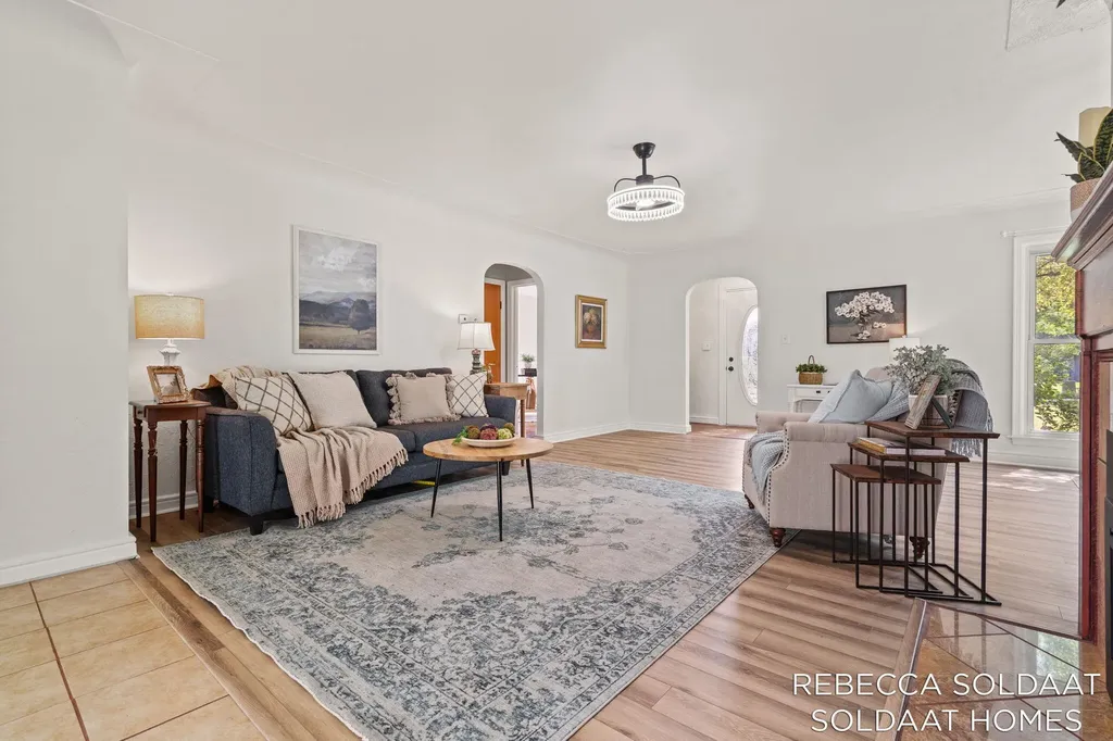1621 Preston Avenue NW Grand Rapids City MI 49504