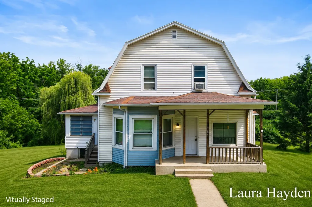 1367 E Riverside Drive Ionia Township MI 48846