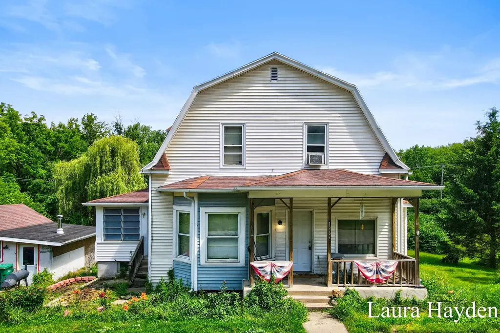 1367 E Riverside Drive Ionia Township MI 48846