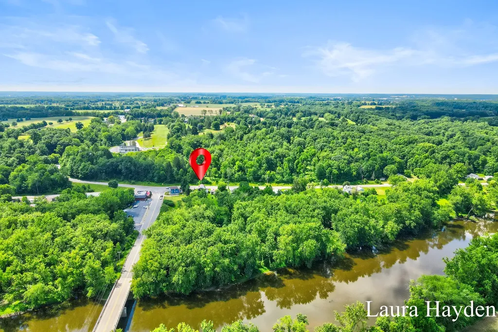 1367 E Riverside Drive Ionia Township MI 48846