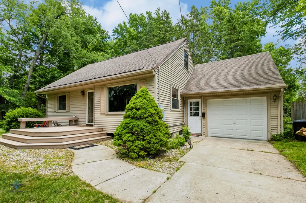 1420 Owen Street Ingham Township MI 48915