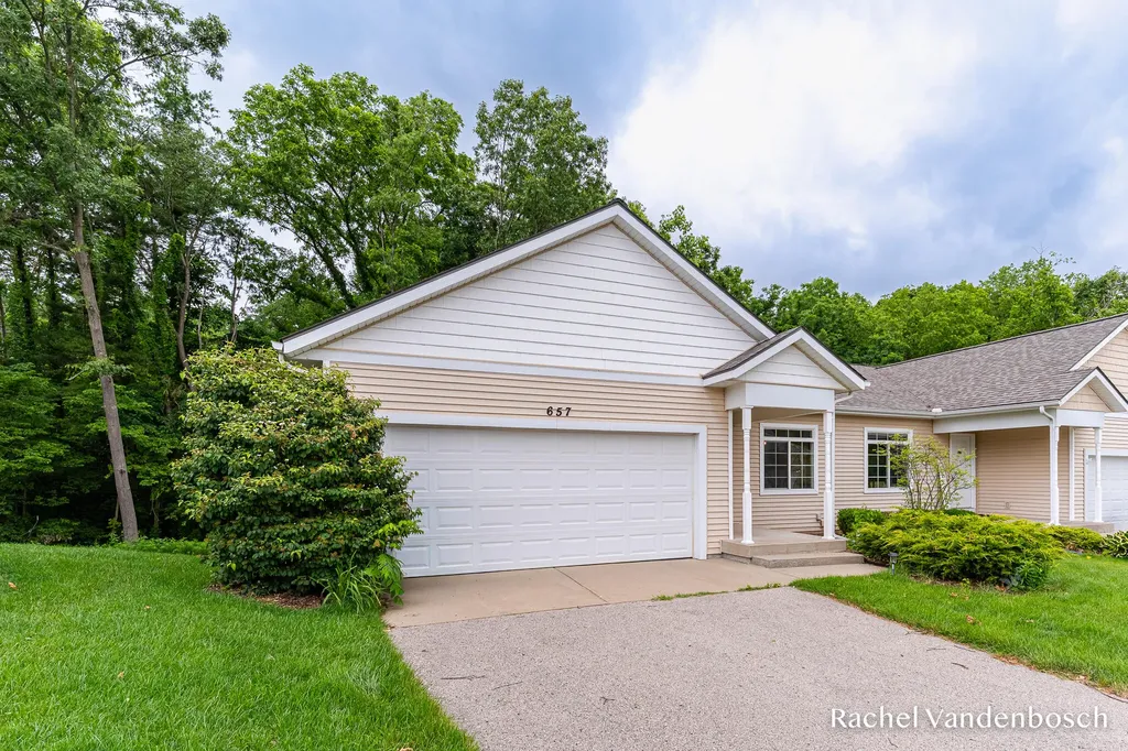 657 Wren Court Middleville Village MI 49333