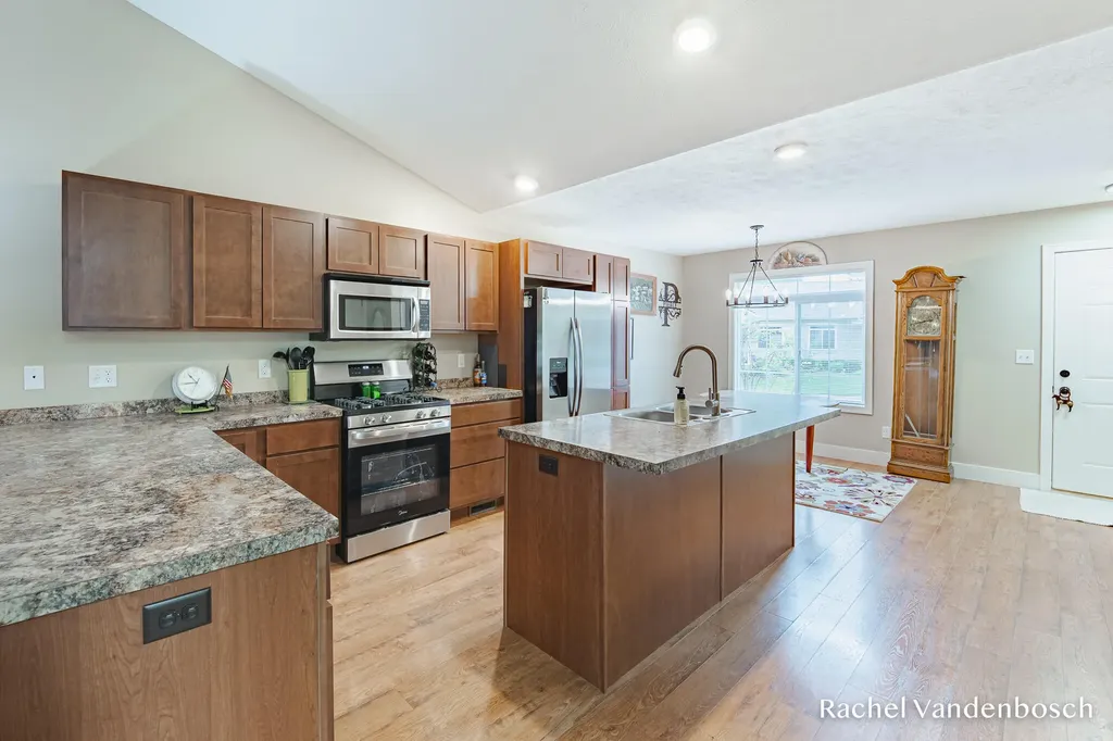 657 Wren Court Middleville Village MI 49333