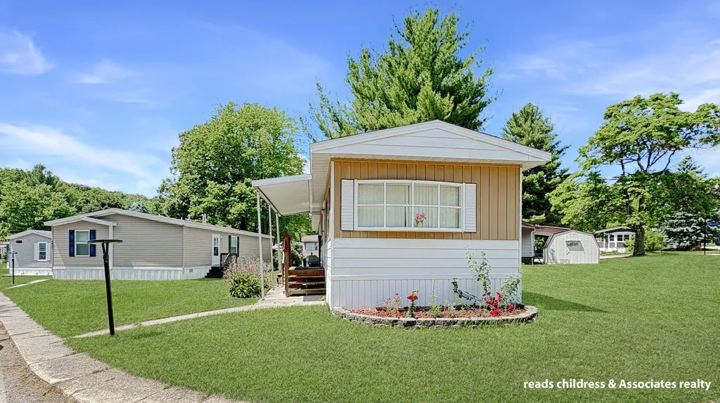 4443 Cedar Wood Street NE Plainfield Charter Township MI 49341