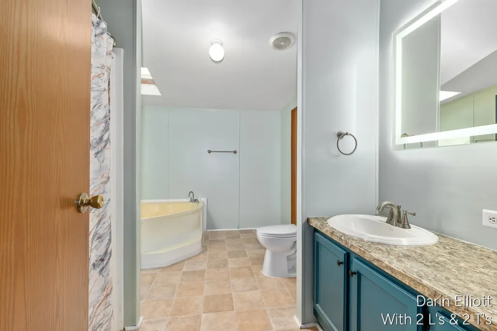 7204 E Grand River Avenue Portland Township MI 48875