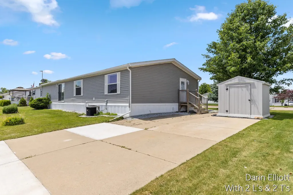 7204 E Grand River Avenue Portland Township MI 48875