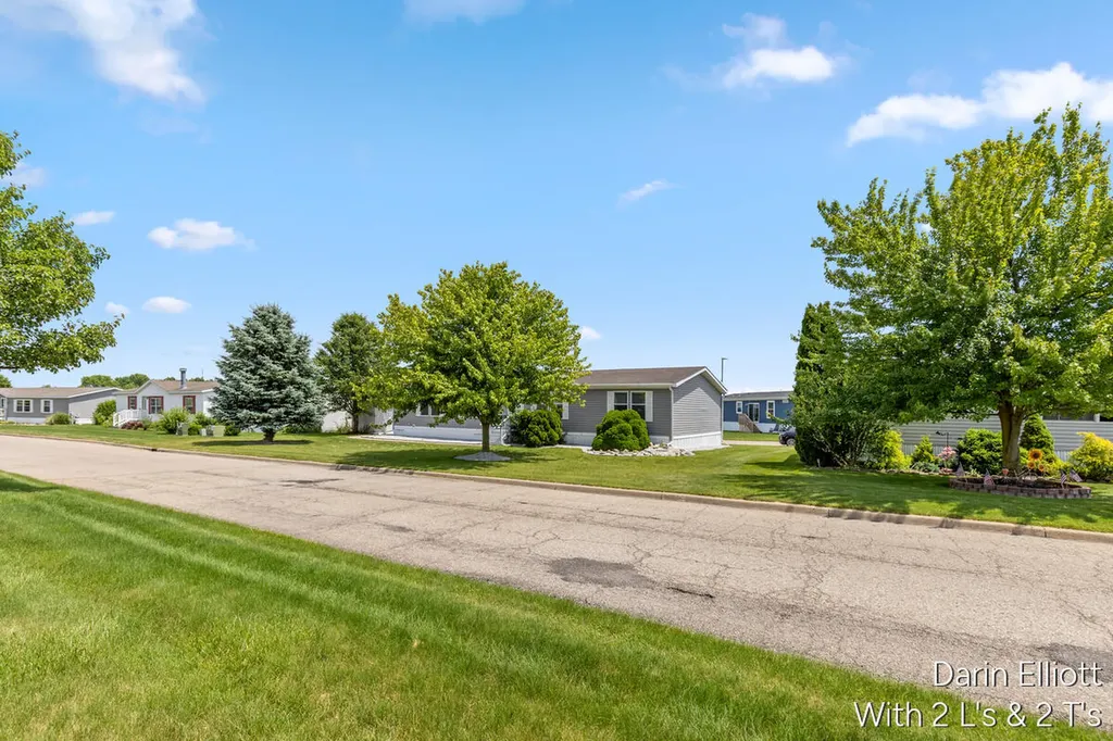 7204 E Grand River Avenue Portland Township MI 48875