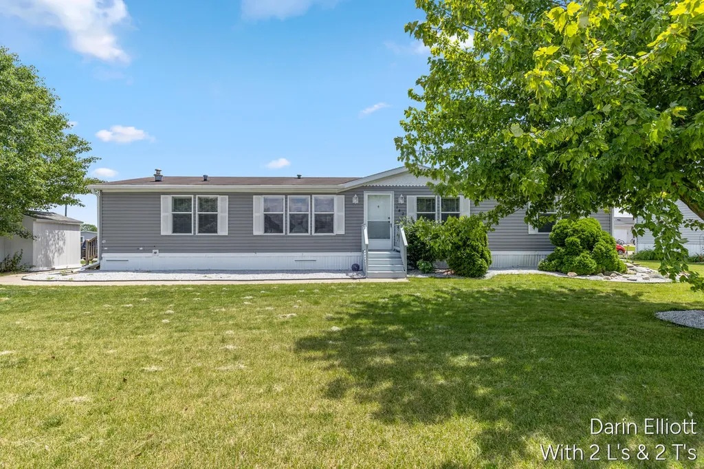 7204 E Grand River Avenue Portland Township MI 48875
