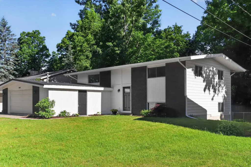 5043 New Orleans Street NE Cannon Township MI 49341