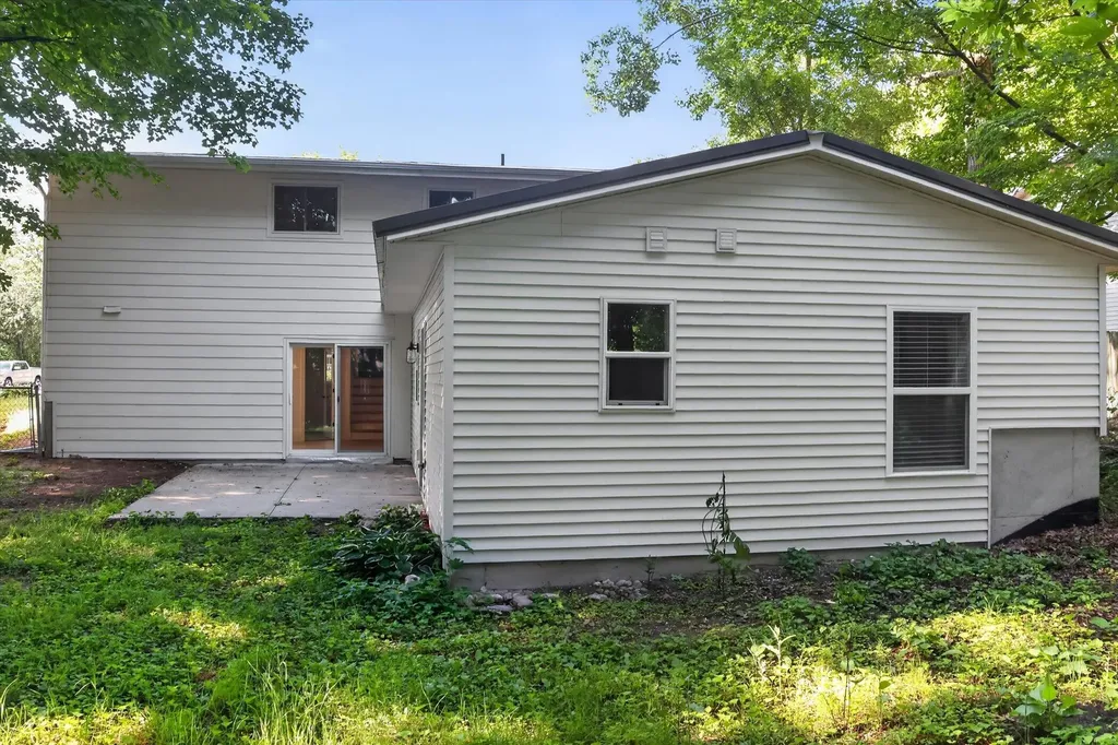 5043 New Orleans Street NE Cannon Township MI 49341