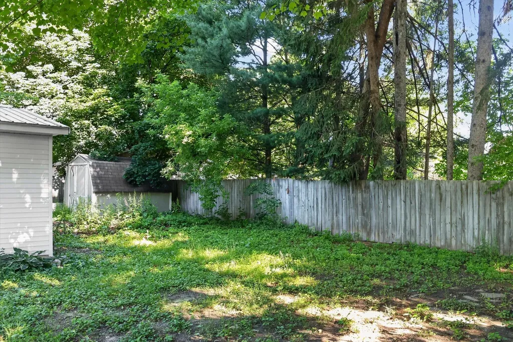 5043 New Orleans Street NE Cannon Township MI 49341