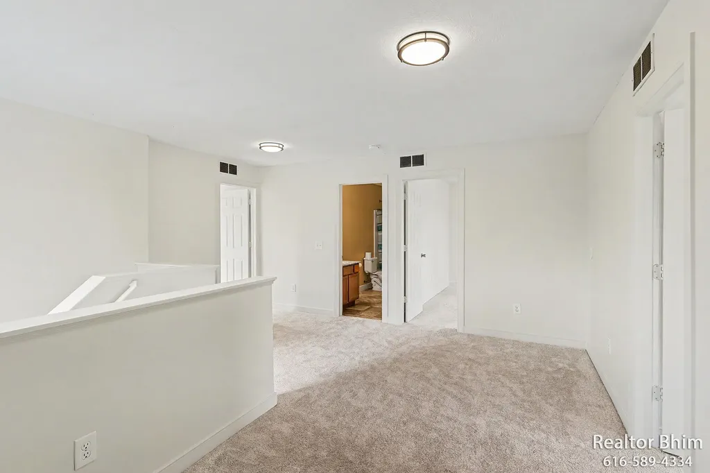 620 Worthington Drive Lansing City MI 48906