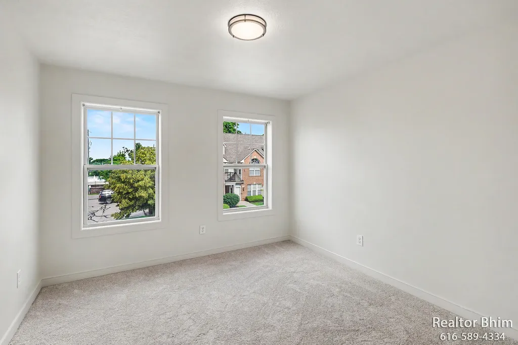 620 Worthington Drive Lansing City MI 48906