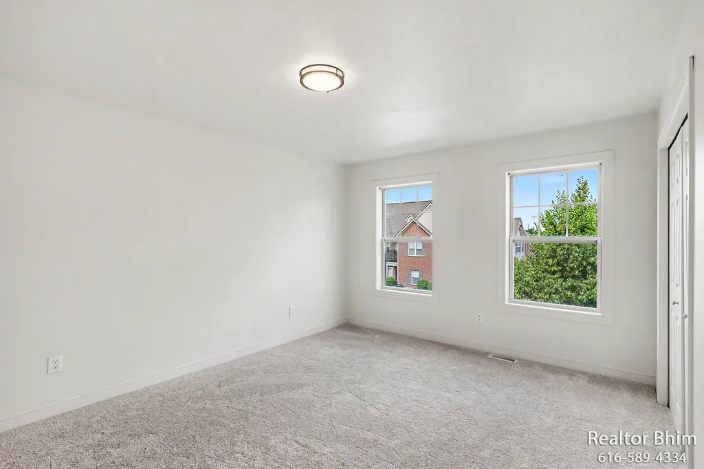 620 Worthington Drive Lansing City MI 48906
