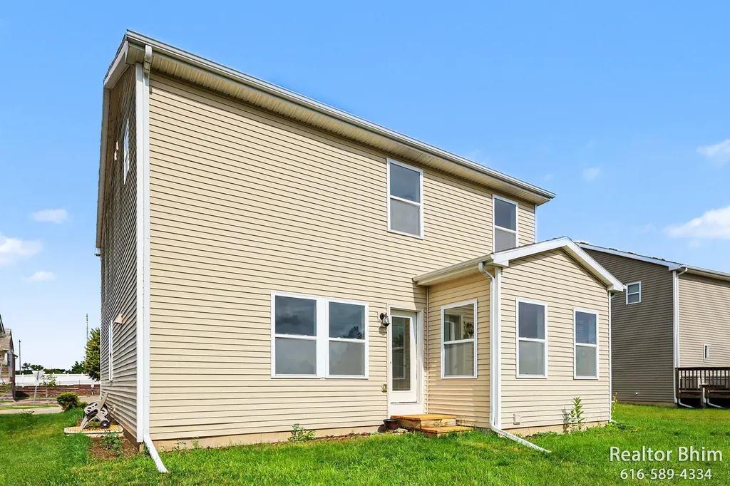 620 Worthington Drive Lansing City MI 48906