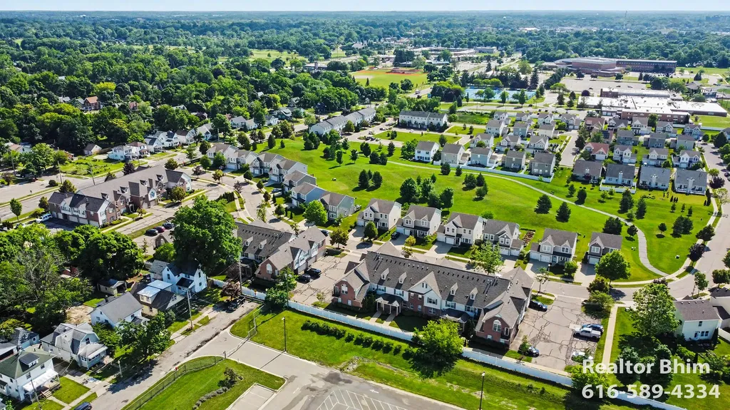 620 Worthington Drive Lansing City MI 48906
