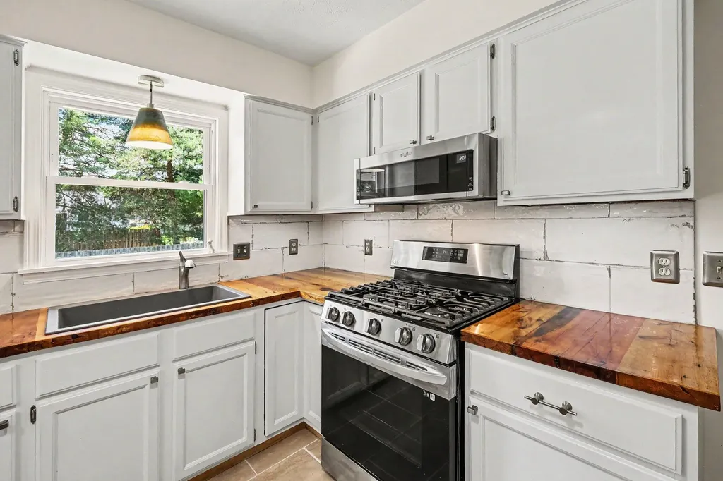 6285 Blanca Drive NE Plainfield Charter Township MI 49341