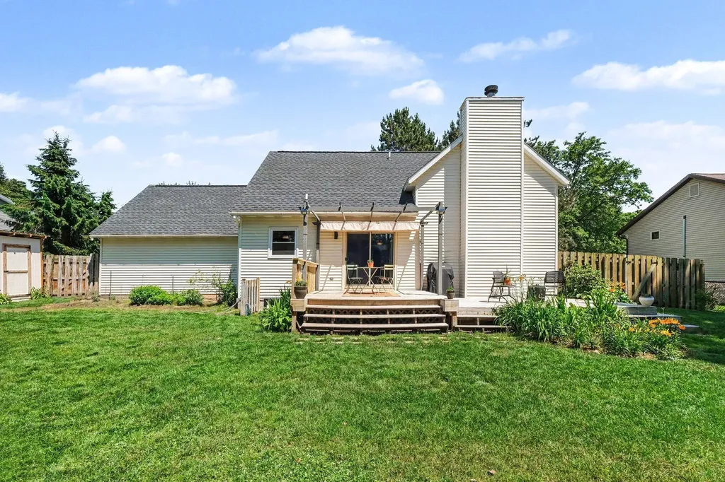 6285 Blanca Drive NE Plainfield Charter Township MI 49341