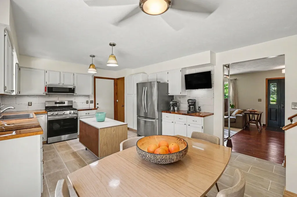 6285 Blanca Drive NE Plainfield Charter Township MI 49341