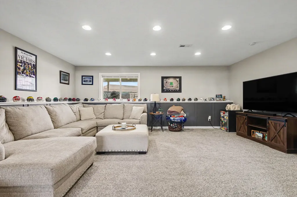 5338 Quest Drive SW Wyoming City MI 49418