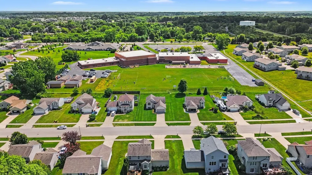 5338 Quest Drive SW Wyoming City MI 49418