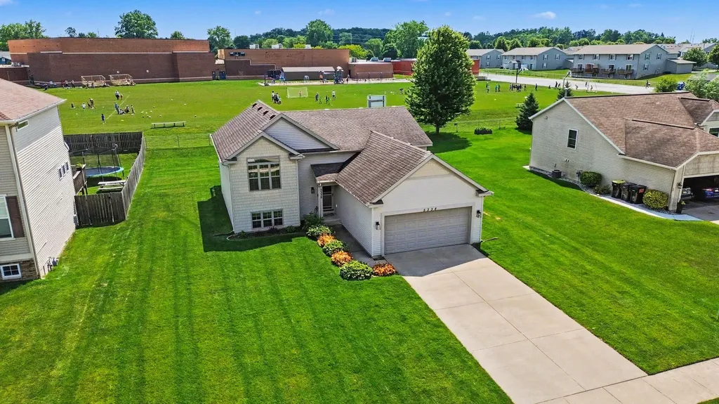 5338 Quest Drive SW Wyoming City MI 49418