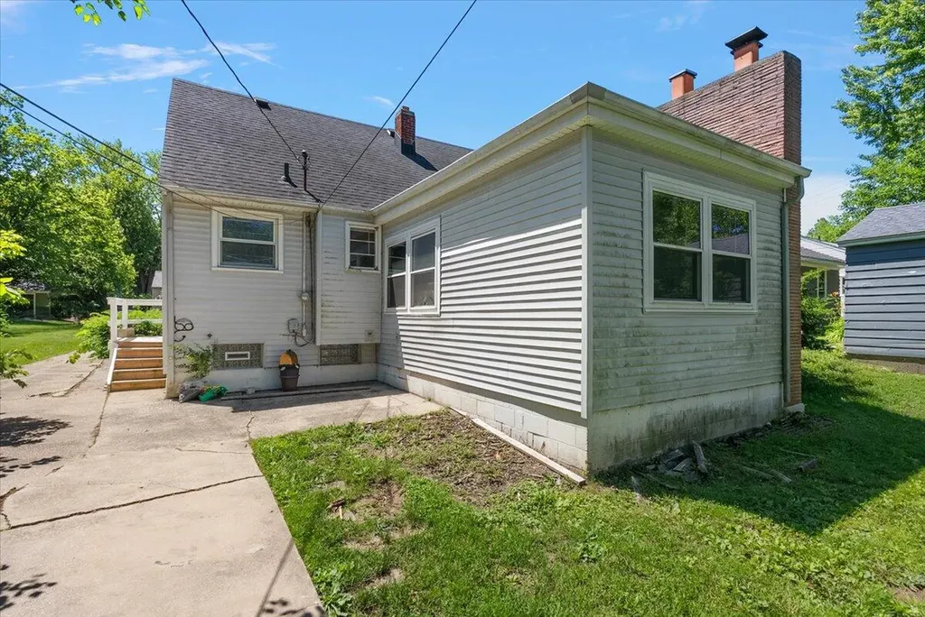 2223 Audobon Drive SE East Grand Rapids City MI 49506