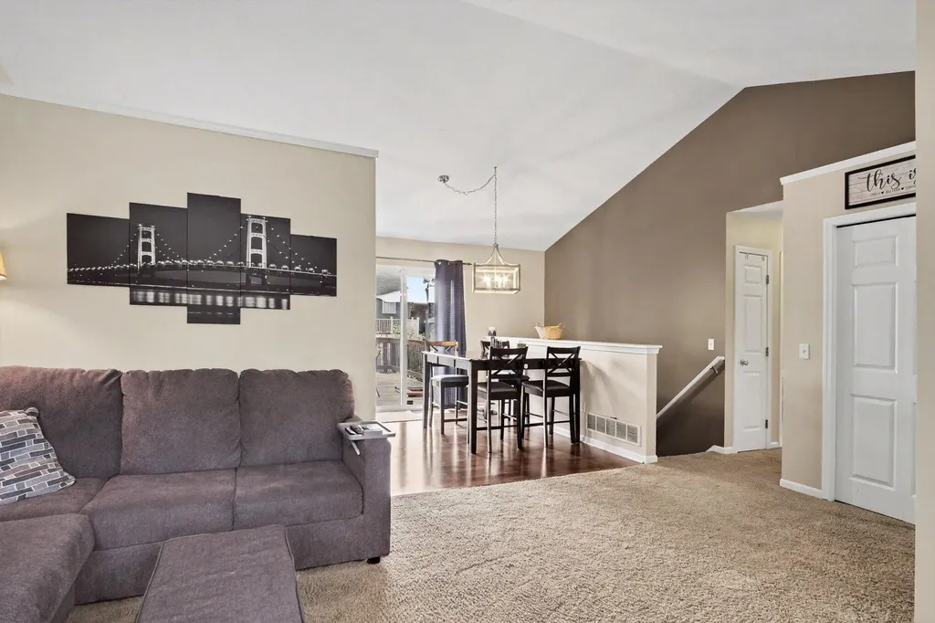 3014 Stonewood Street NW Grand Rapids City MI 49504
