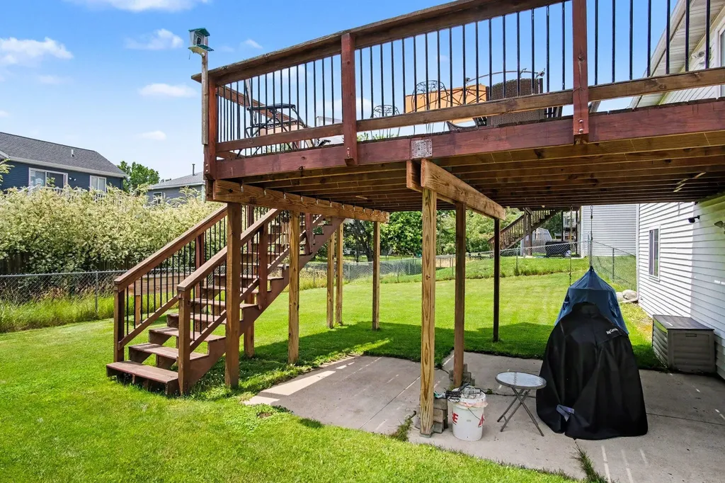 3014 Stonewood Street NW Grand Rapids City MI 49504
