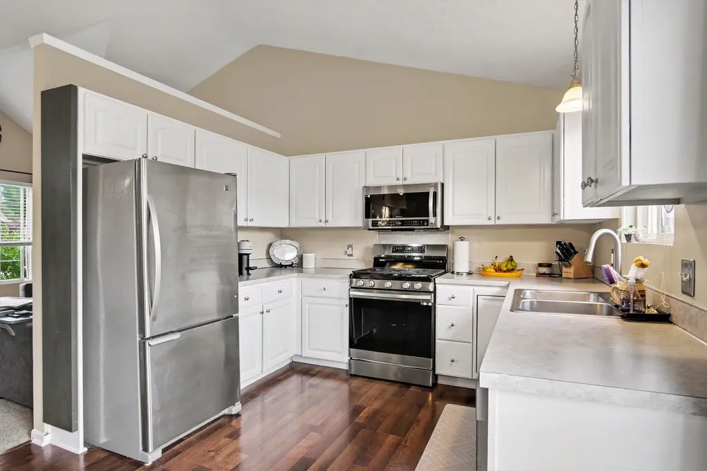 3014 Stonewood Street NW Grand Rapids City MI 49504
