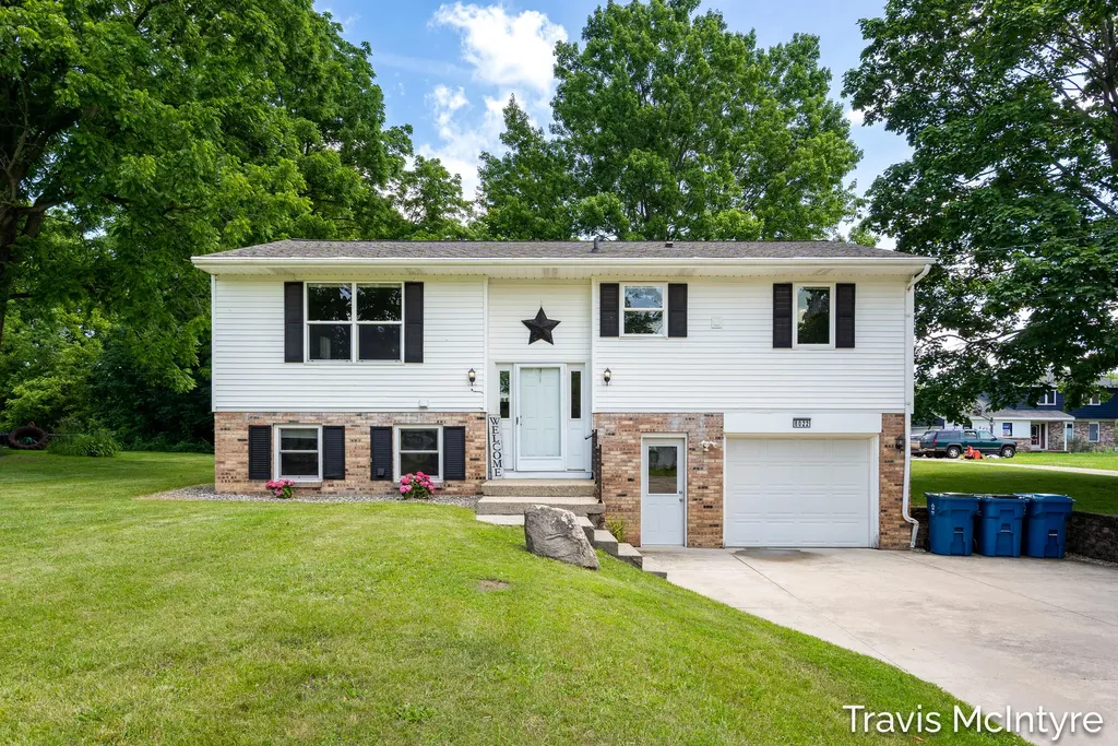 8022 Kraft Avenue SE Caledonia Township MI 49316