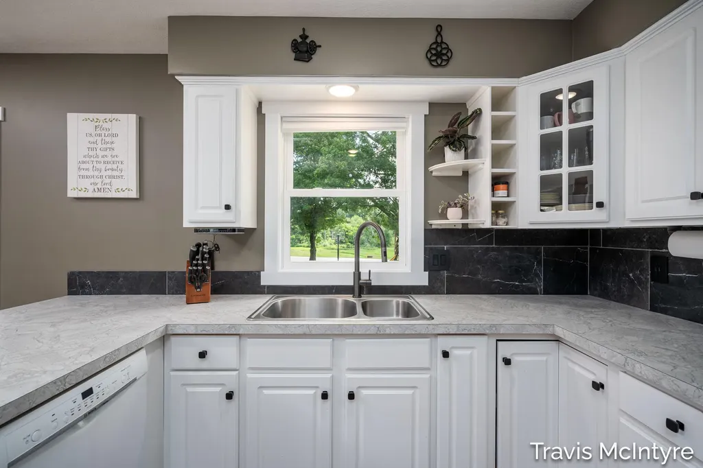 8022 Kraft Avenue SE Caledonia Township MI 49316