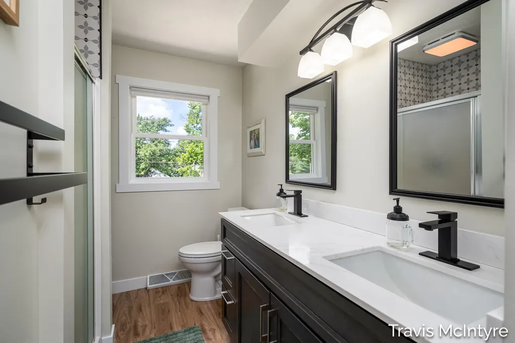 8022 Kraft Avenue SE Caledonia Township MI 49316