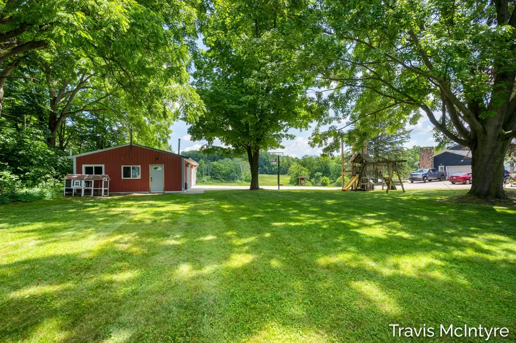 8022 Kraft Avenue SE Caledonia Township MI 49316