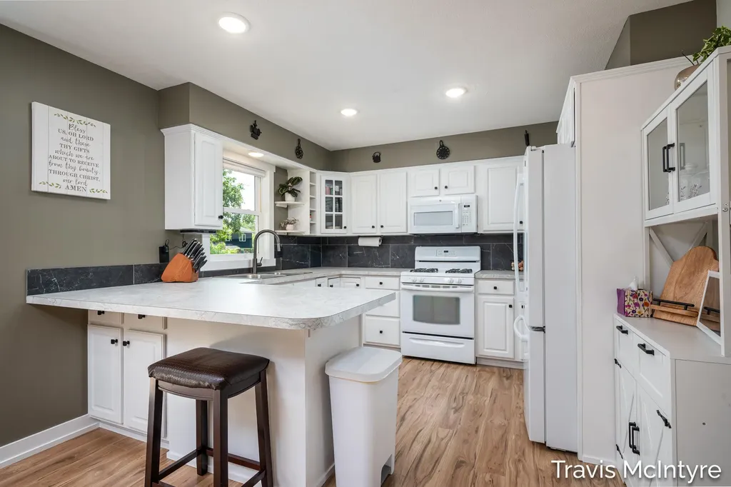 8022 Kraft Avenue SE Caledonia Township MI 49316