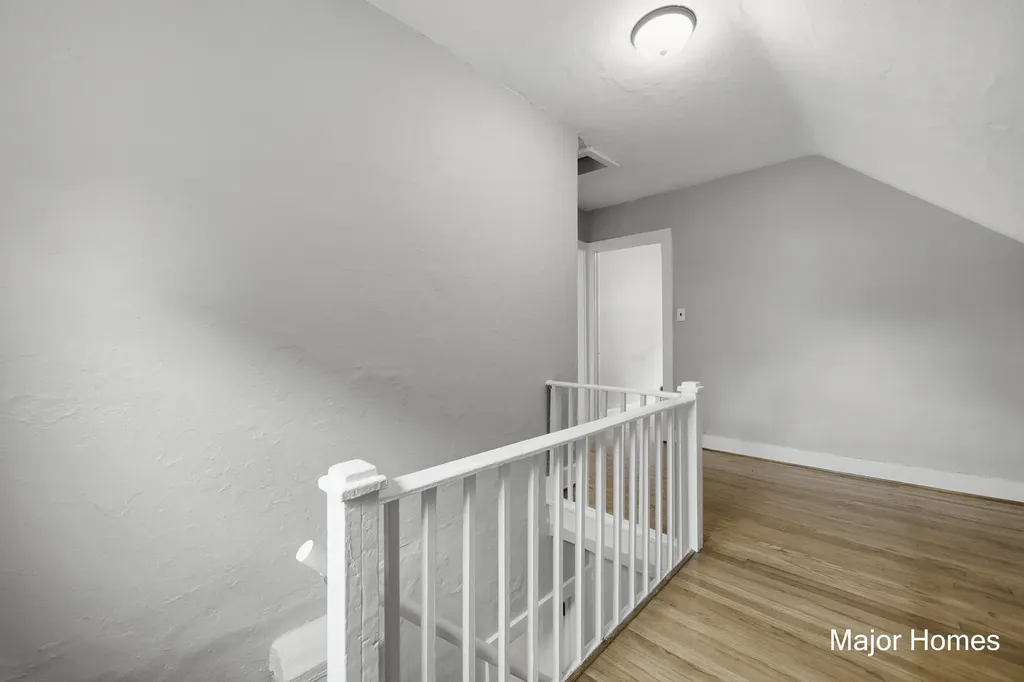 839 Crescent Street NE Grand Rapids City MI 49503