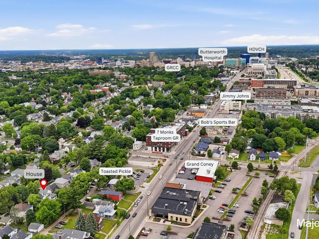 839 Crescent Street NE Grand Rapids City MI 49503