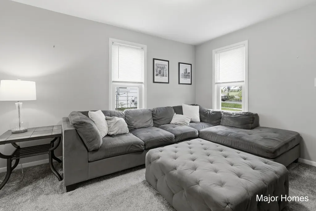 839 Crescent Street NE Grand Rapids City MI 49503