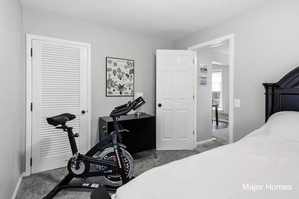 839 Crescent Street NE Grand Rapids City MI 49503
