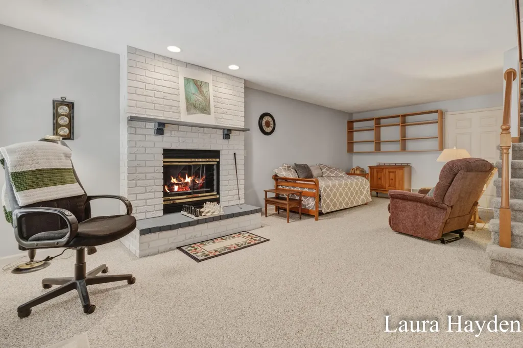 6880 Beechwood Drive Boston Township MI 48881