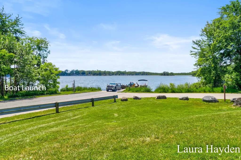 6880 Beechwood Drive Boston Township MI 48881