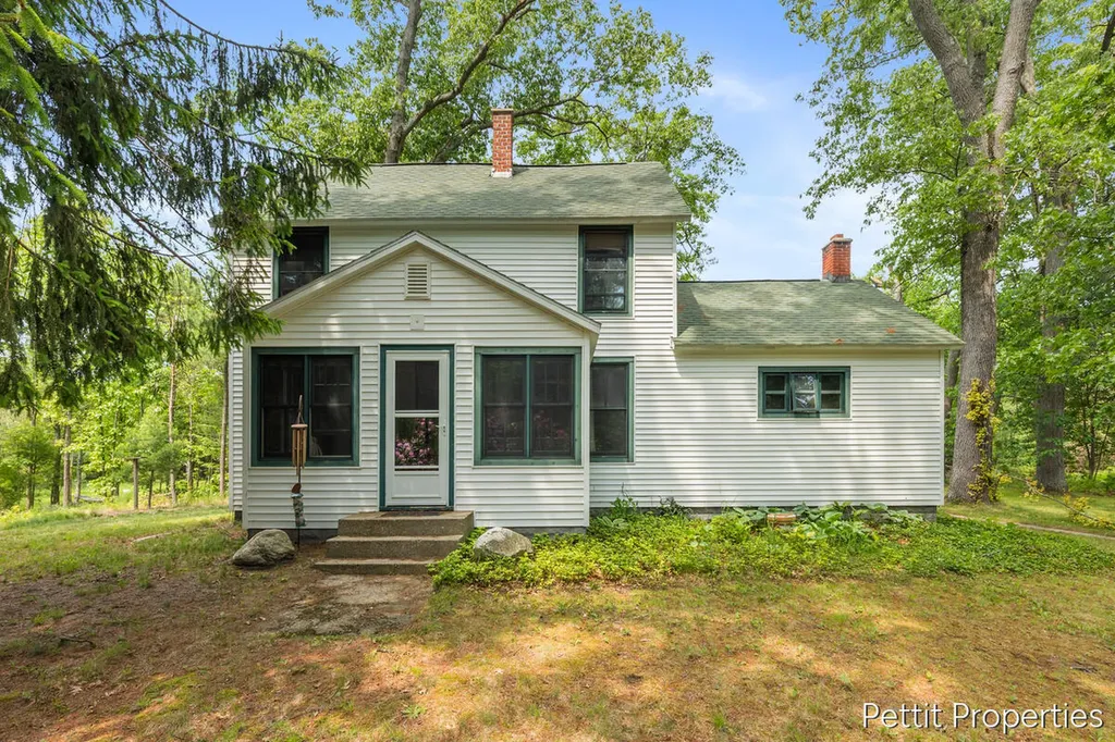 1857 Simonelli Road Laketon Township MI 49445