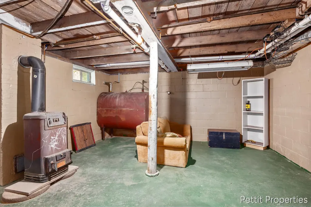 1857 Simonelli Road Laketon Township MI 49445