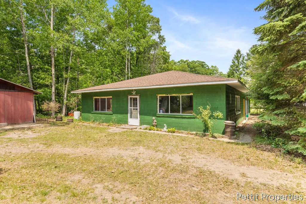 1857 Simonelli Road Laketon Township MI 49445