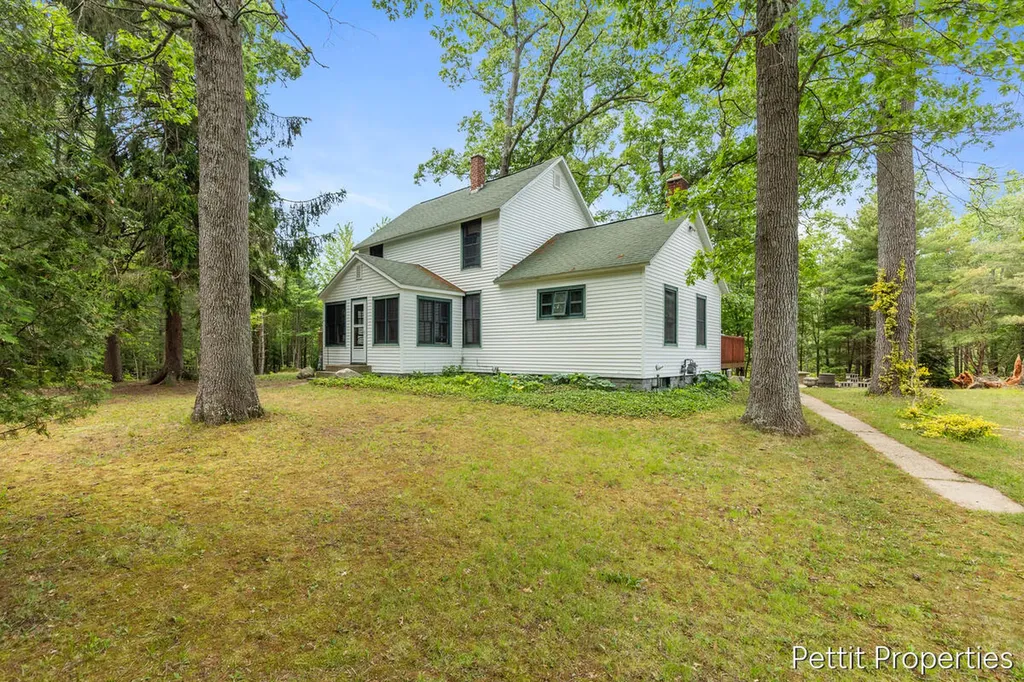 1857 Simonelli Road Laketon Township MI 49445