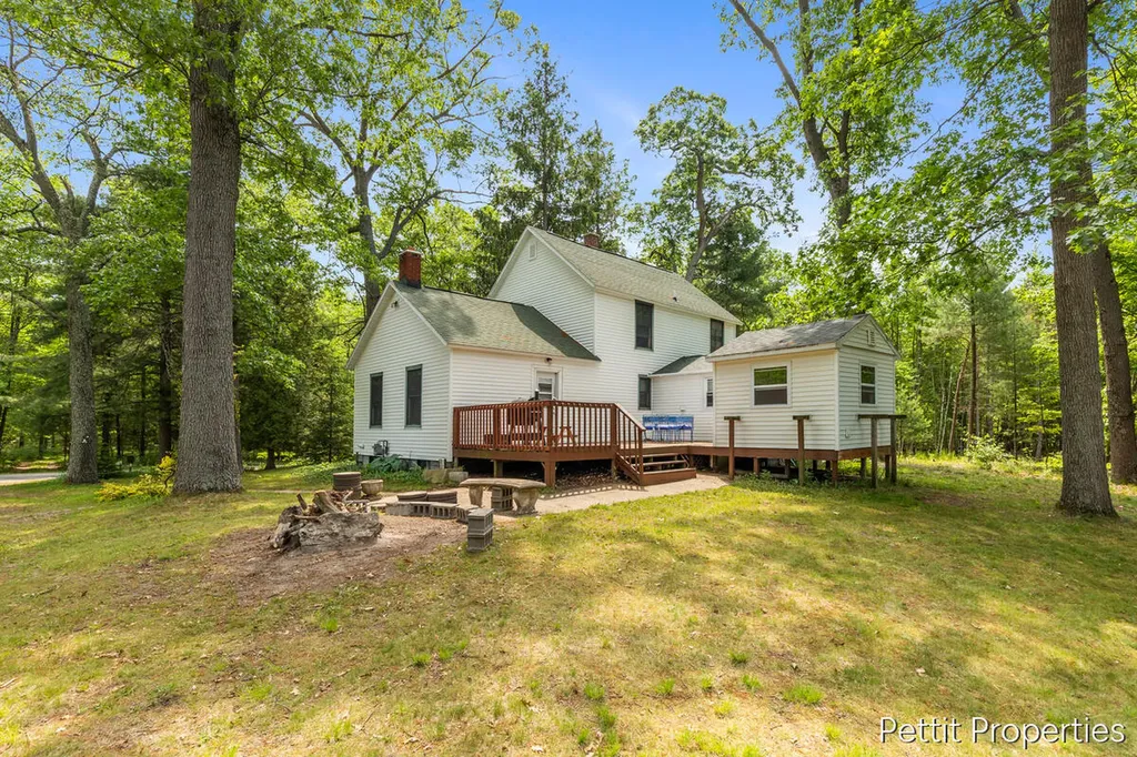 1857 Simonelli Road Laketon Township MI 49445