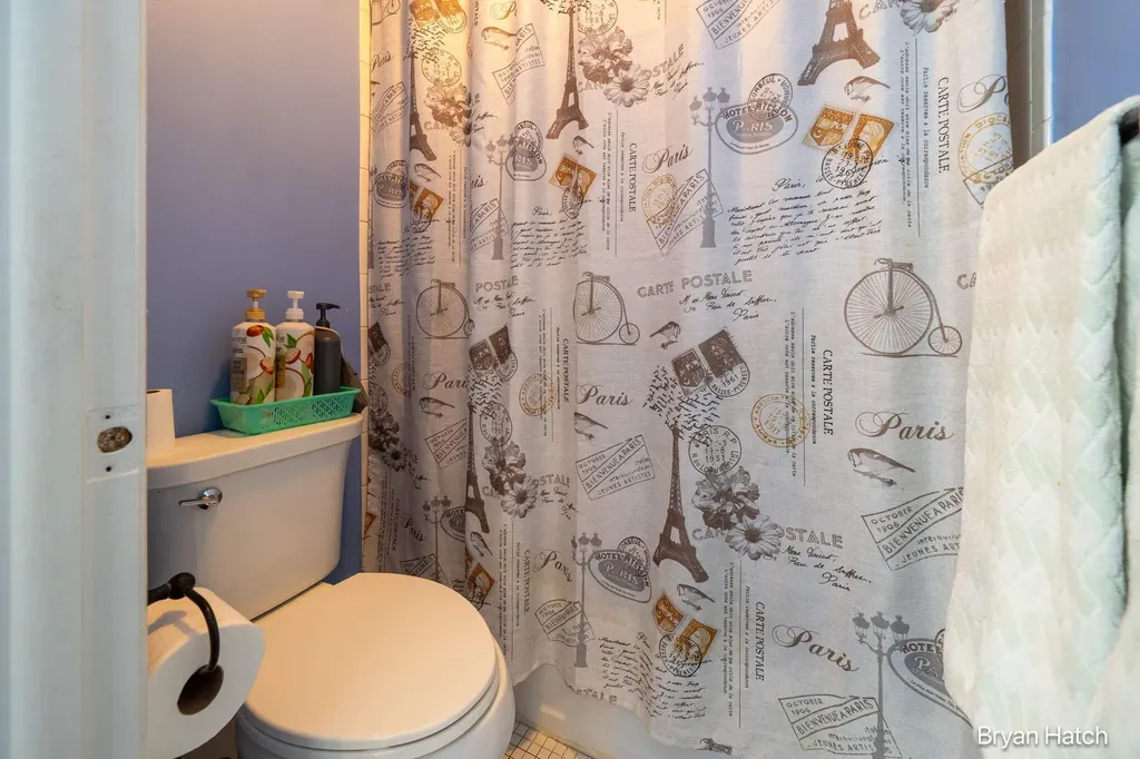 1457 N Saxony Drive SE Grand Rapids City MI 49508