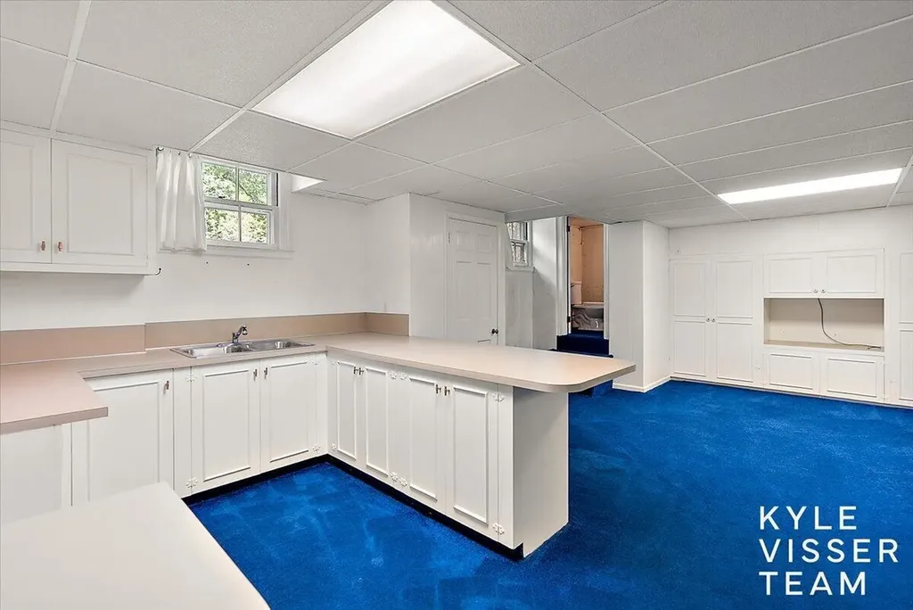 2089 Robinson Road SE Grand Rapids Charter Township MI 49506
