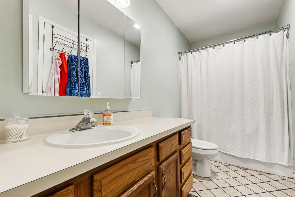 341 Nora Street SE Kentwood City MI 49548