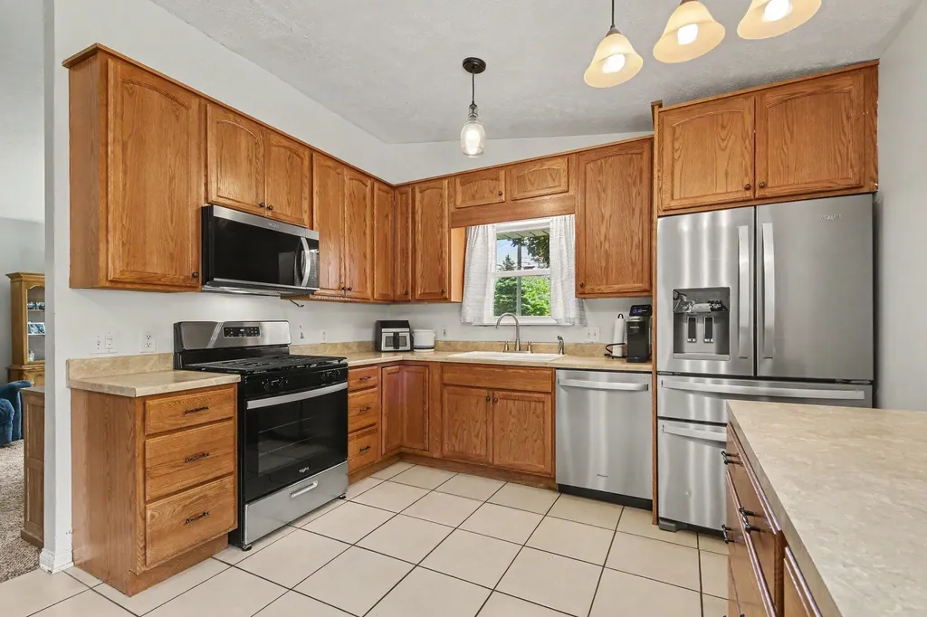 341 Nora Street SE Kentwood City MI 49548
